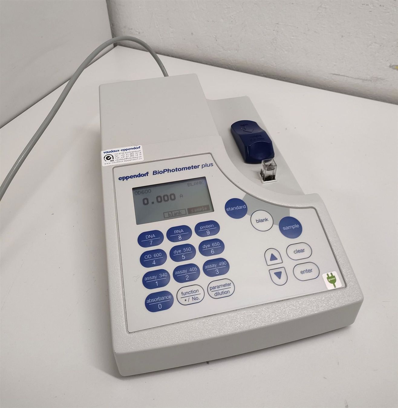 Laborzubehör: Eppendorf BioPhotometer Plus – Gebraucht aus Niederdorf von LeptonAG_Labor