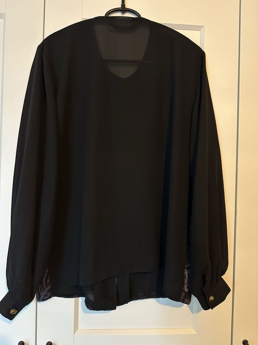 Camicette: Schwarze Bluse mit Spitze, Grösse 40 – Usato da Zürich venduto da millaiana 5