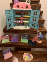 Gabby Dollhouse mit viel Zubehör 