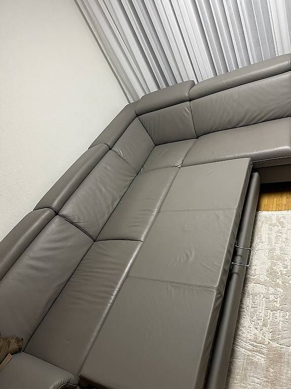 Divani: Modernes Ecksofa aus Echtleder  gepflegt – Usato da Schlieren venduto da milletinho 2