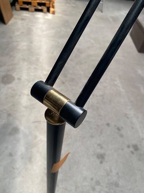 Lampes: Lampe sur pieds Fonctionne – D'occasion à Chamoson par a_laroyale 1