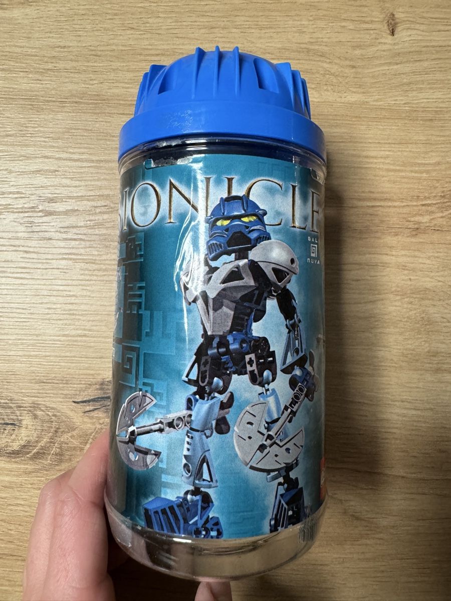 Lego Spielzeuge: LEGO Bionicle Gali Nuva 8735  – Gebraucht aus Biberist von etesummer