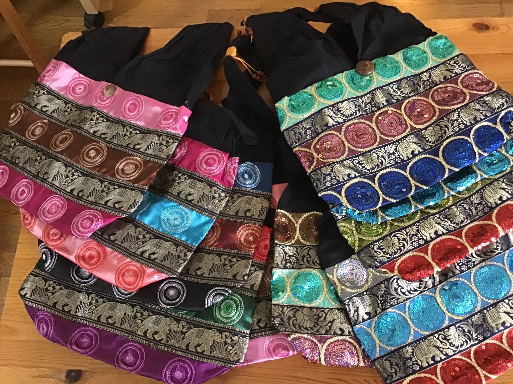 Sacs femmes: 30 sacs artisanaux – Neuf (Voir description) à Lausanne par topthai 3