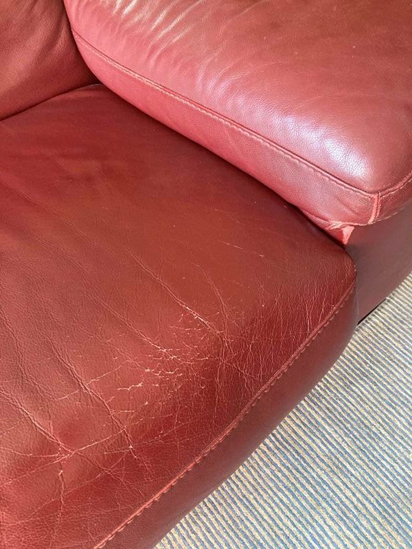 Divani: Vente canapé relax en cuir bordeaux – Usato da Areuse venduto da jom_m62z 3