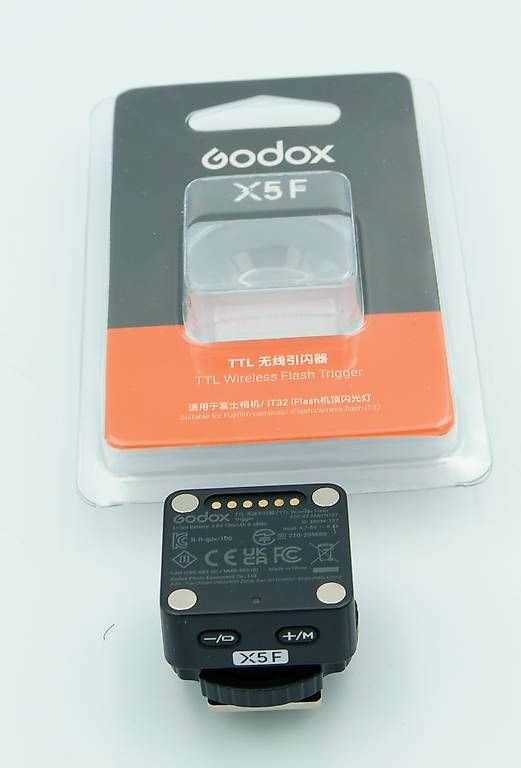 Godox Flash: Godox X5 F - Wireless Trigger Fujifilm pour Flash  iT32 – Nuovo e nell'imballaggio originale da Torny le Grand venduto da cla_w6np 3
