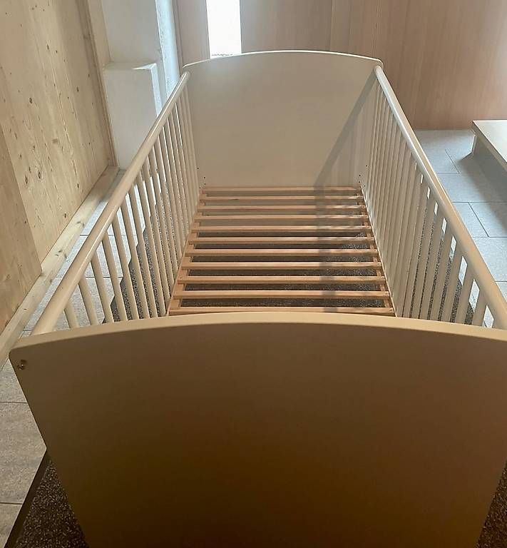 Betten: Babybett mit Matratze – Gebraucht aus Chur von nad_dy5b 2