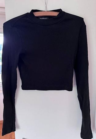 Even&Odd langarm crop Top_Shirt. Schwarz.