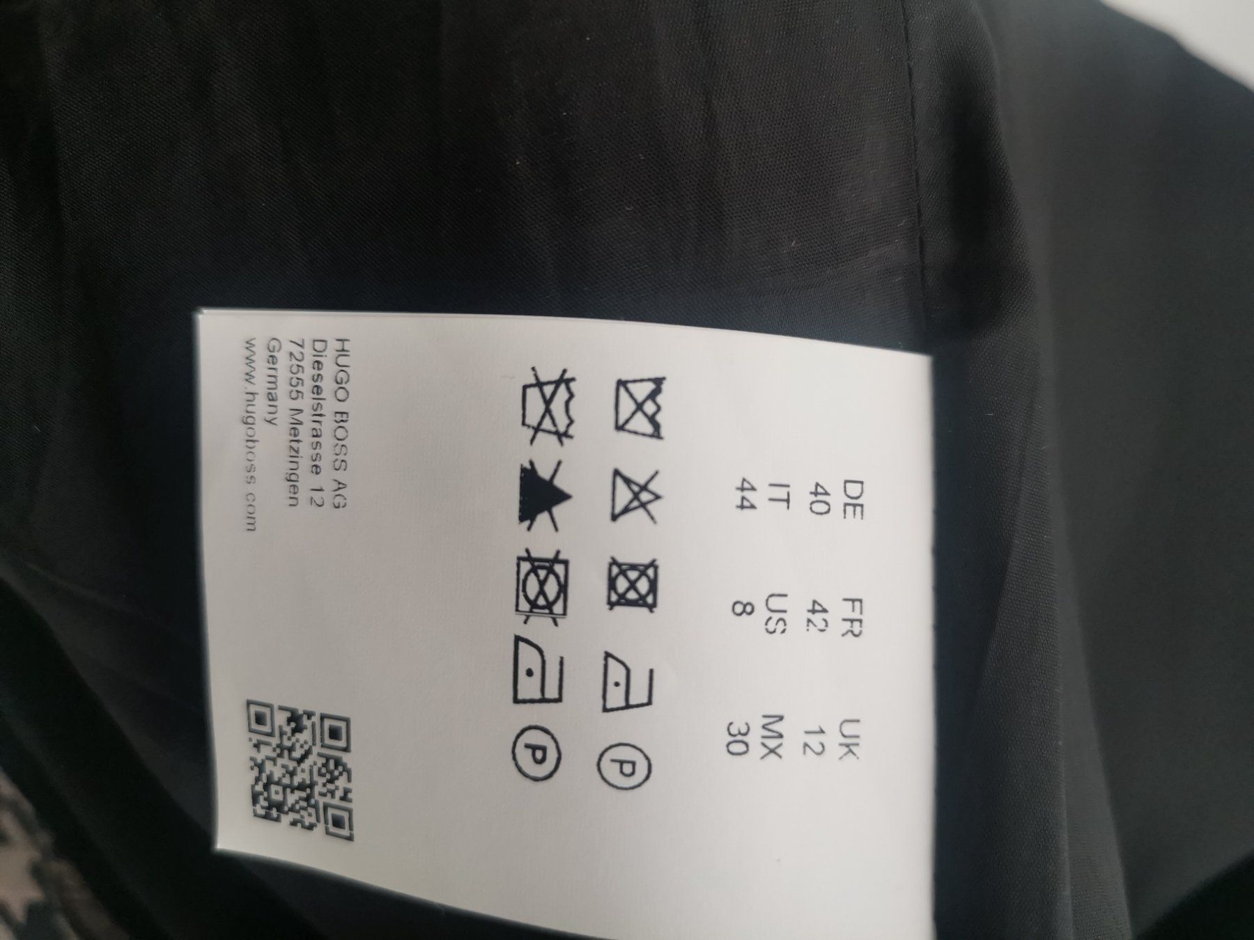 Hugo Boss Gonne: Hugo Boss Rock passt 38 De40 – Usato da Fehraltorf venduto da freeform2020 2