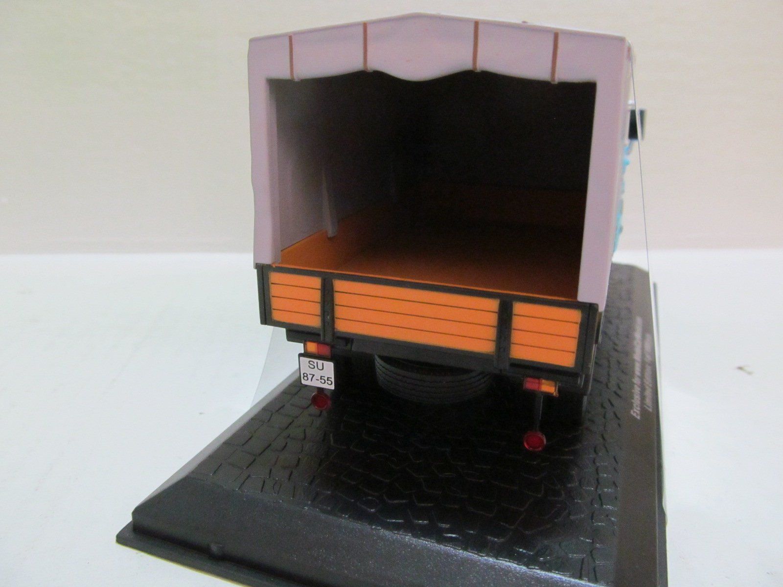Kit di modellismo & Modellini statici: IFA W50  1:43  WHITEBOX  CENTRUM WARENHAUS LEIPZIG – Nuovo e nell'imballaggio originale da Grueningen venduto da malamut56 4