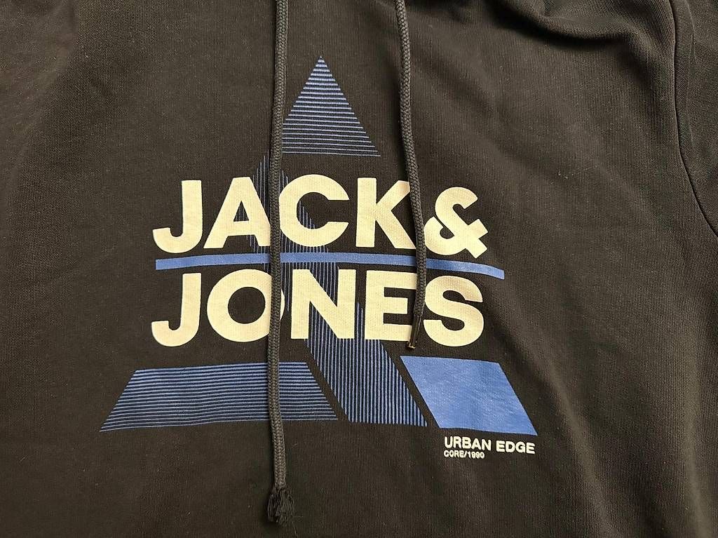 Pullover & Sweatshirts: Hoodie Jack & Jones Gr. 176 – Gebraucht aus Winterthur von M.P.1972 2