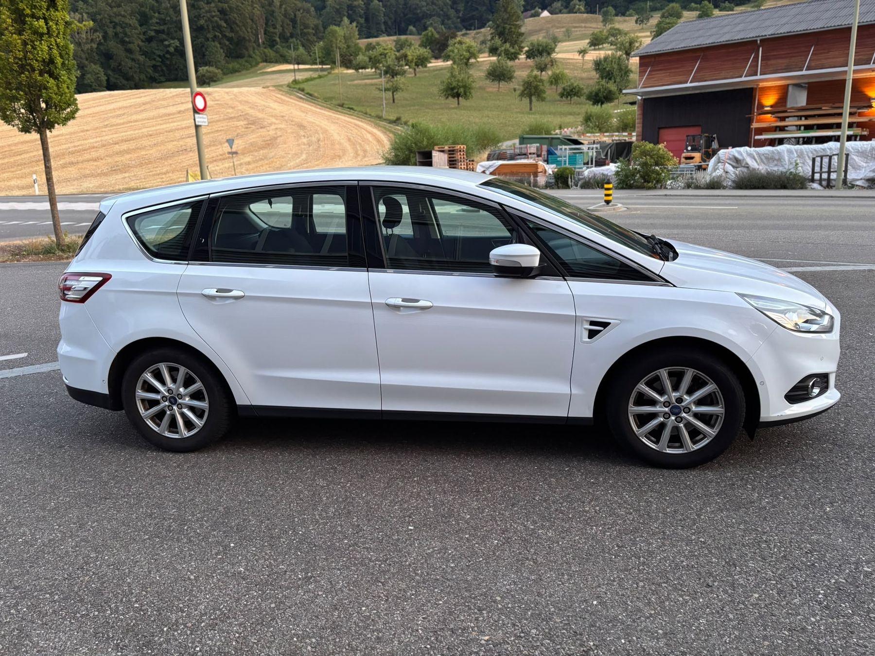 Ford Autos: Ford Smax 2016 Automat Ab Mfk – D'occasion à Liestal par Ferid79 4