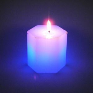 Kerzen: Bougie LED qui change de couleur – Neu und originalverpackt aus marsens von gag03