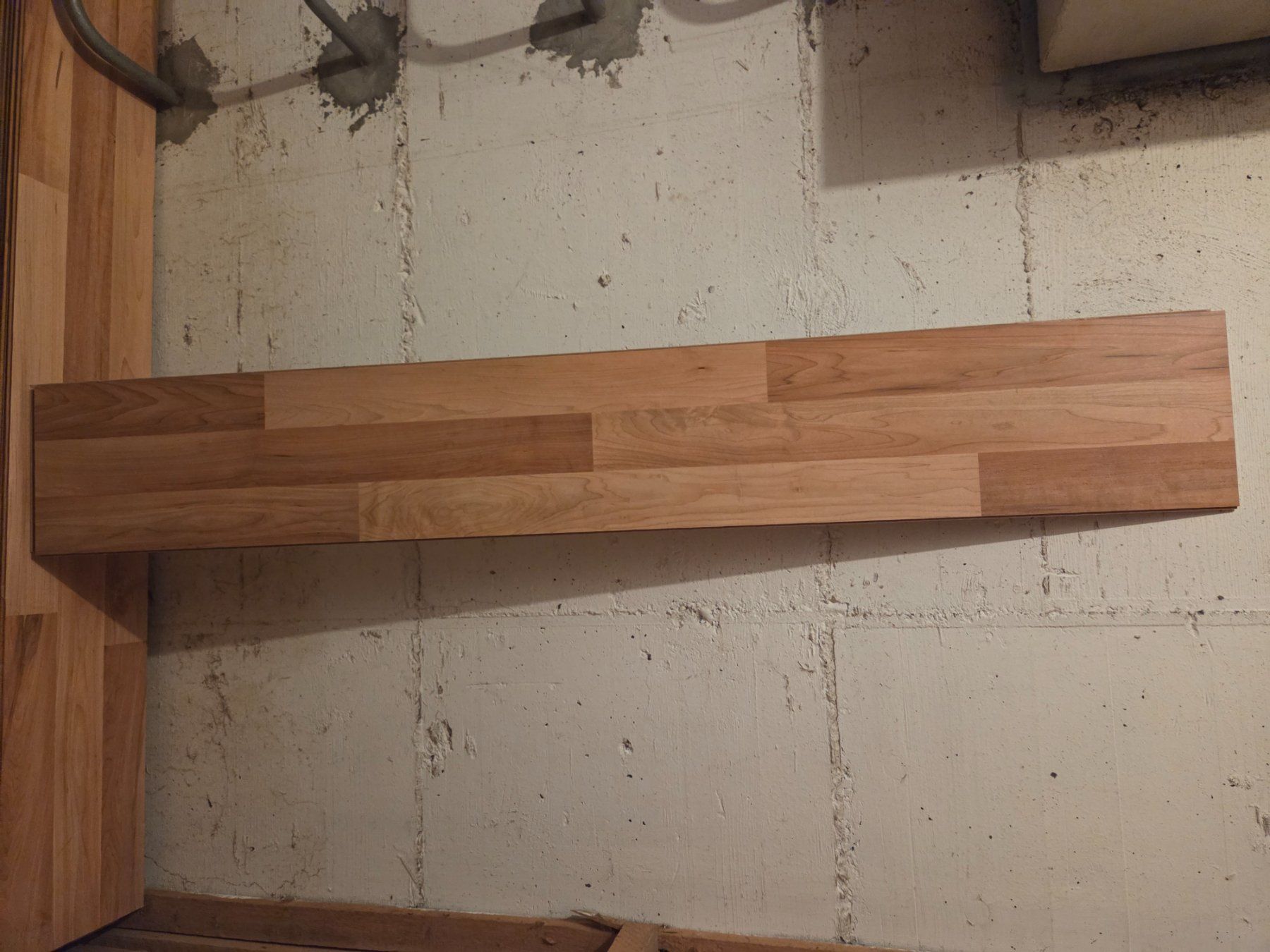 Rivestimenti per pavimenti: Laminat Buche 14 m2 inkl. Trittschallmatte – Nuovo (secondo la descrizione) da Luzern venduto da Oswald1960
