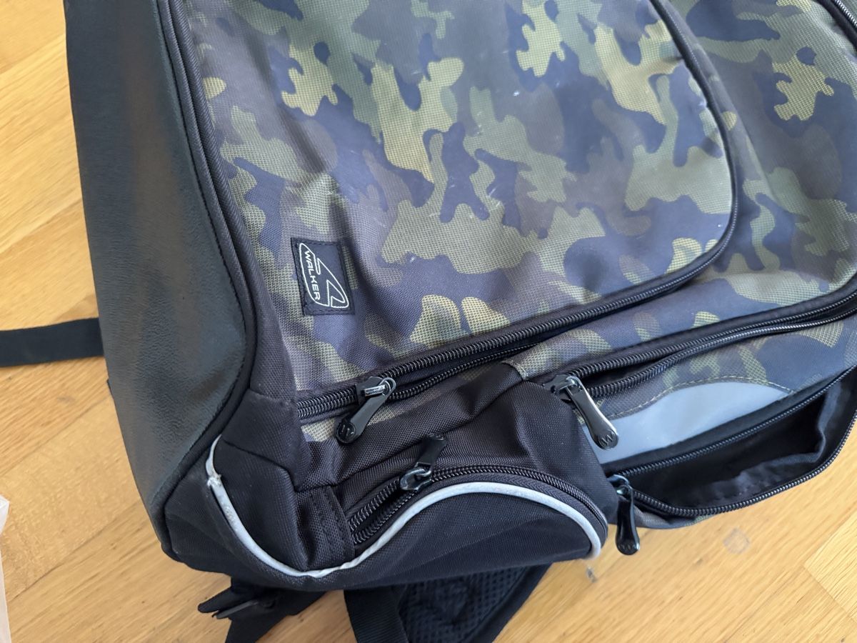 Sacs & sacs à dos: Schulrucksack WALKER Tarnfarben guter Zustand – Neuf (Voir description) à Bettlach par Tradenet100 1