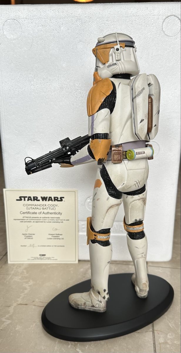 Star Wars Statuette: Star Wars Commander Cody 40cm STARWARS ATTAKUS neuf – Nuovo e nell'imballaggio originale da Sion venduto da BricEnBroc 3