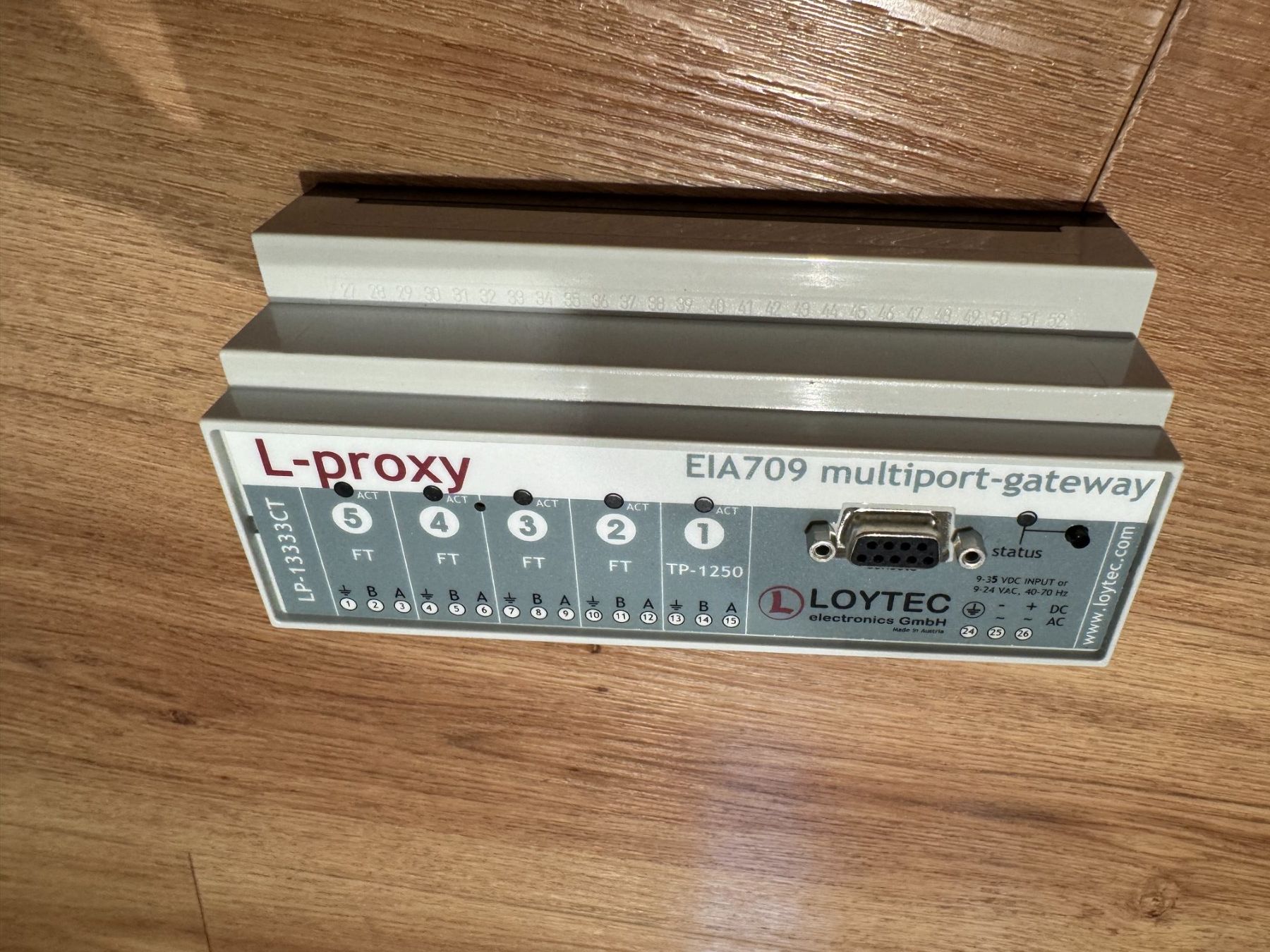 Modem & Router: Loytec L-Proxy EIA709 Multiport-Gateway - Top Zustand! – Usato da Dörflingen venduto da Struxure 4
