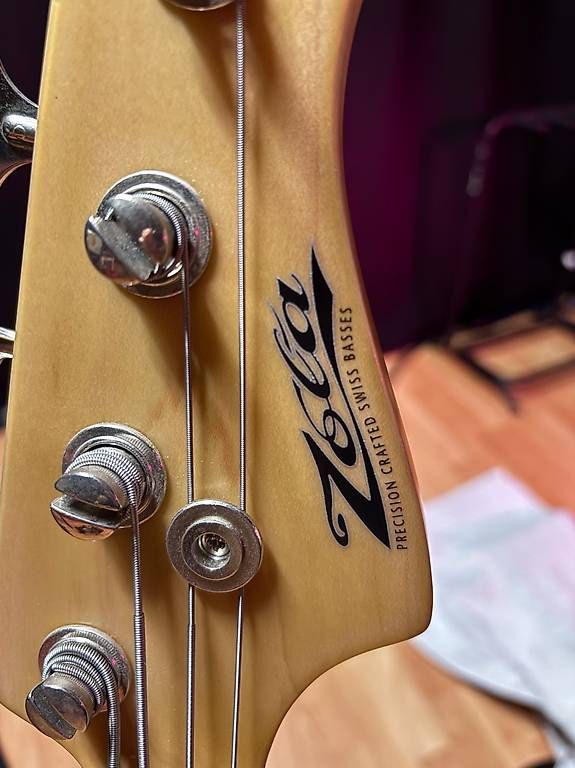 Instruments de musique: Chitarra Basso – D'occasion à Cadro par ocr_2l7b 1