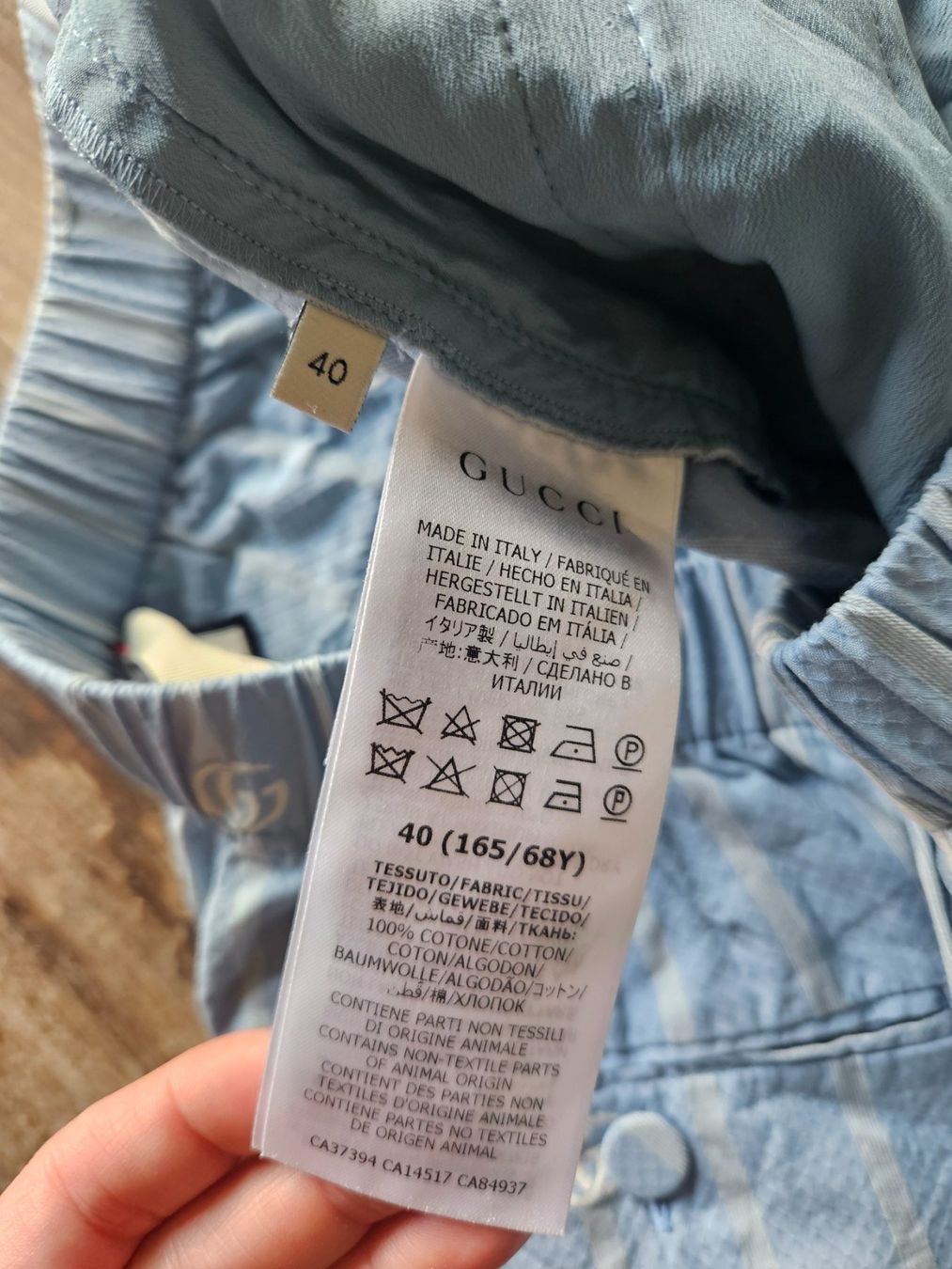Gucci Pantaloni: Gucci Shorts 40 – Usato da Luzern venduto da schuhparadies159 5