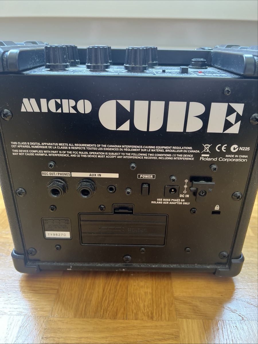 Roland Amplificateurs: Roland Micro Cube Verstärker  – D'occasion à Basel par lis_9dsk 2