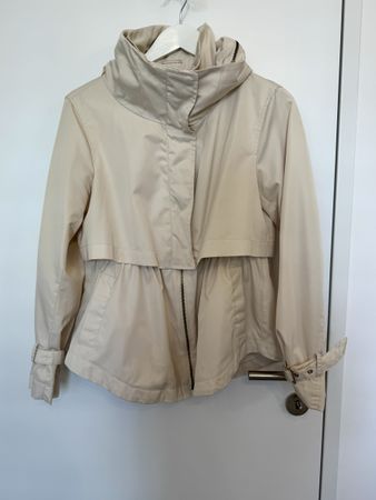 Zara Basic Übergangsjacke in Creme (S)