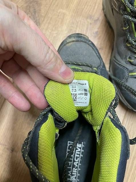 Scarpe per ragazzi: Wanderschuhe Meindl Gr. 33 – Usato da Pfäffikon Sz venduto da alar 3