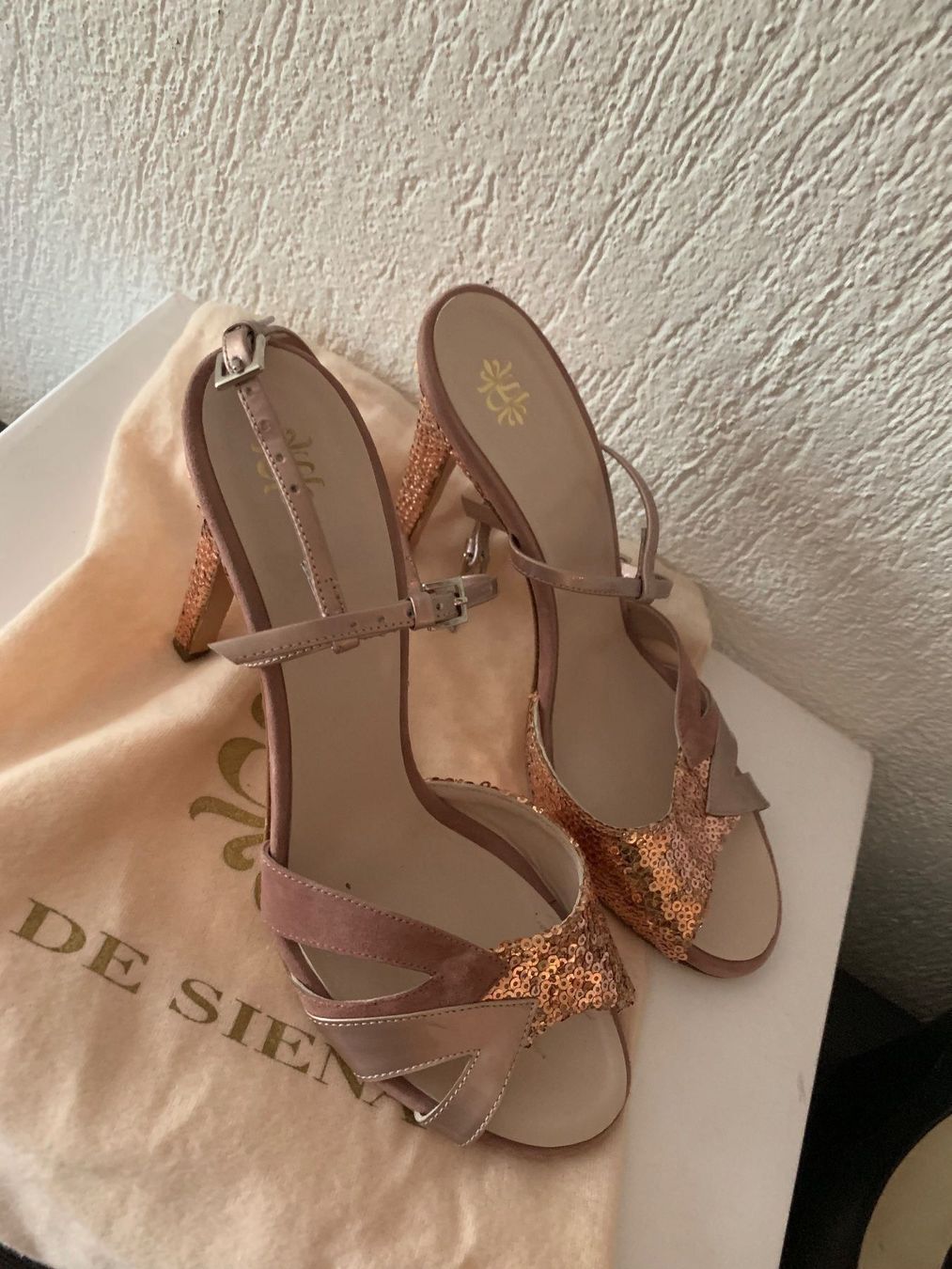 Scarpe da donna: sandalen weinachts fest – Usato da Schöfflisdorf venduto da Bling_it_on 1