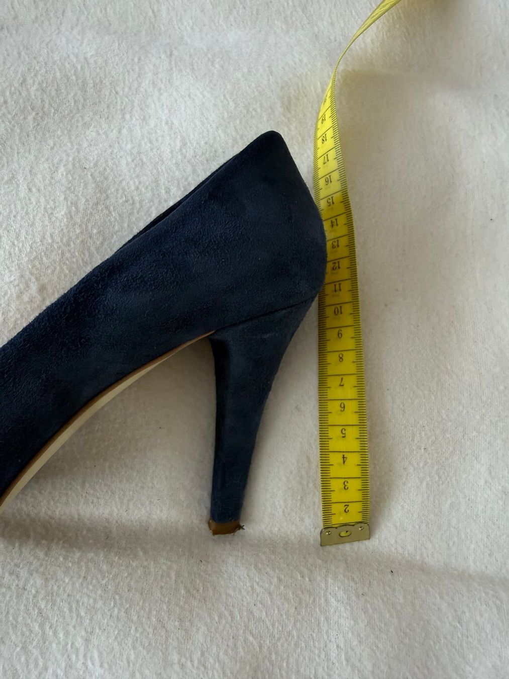 Scarpe da donna: Dunkelblaue Wildlederschuhe – Usato da Spreitenbach venduto da BritToSwiss 5