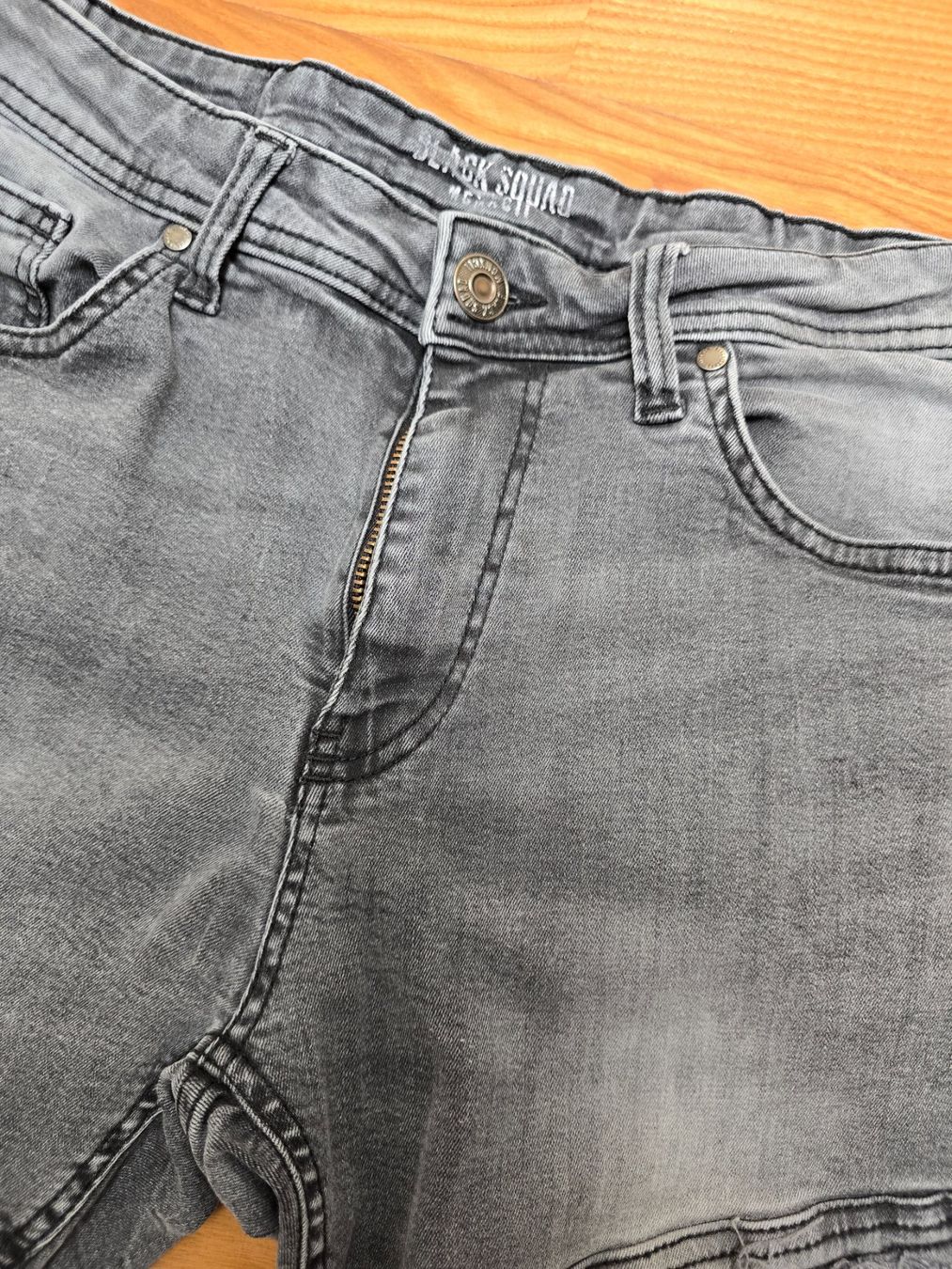 Hosen: Kurze Shorts Black Squad (L) – Gebraucht aus Alpnach Dorf von ben_zb29 2