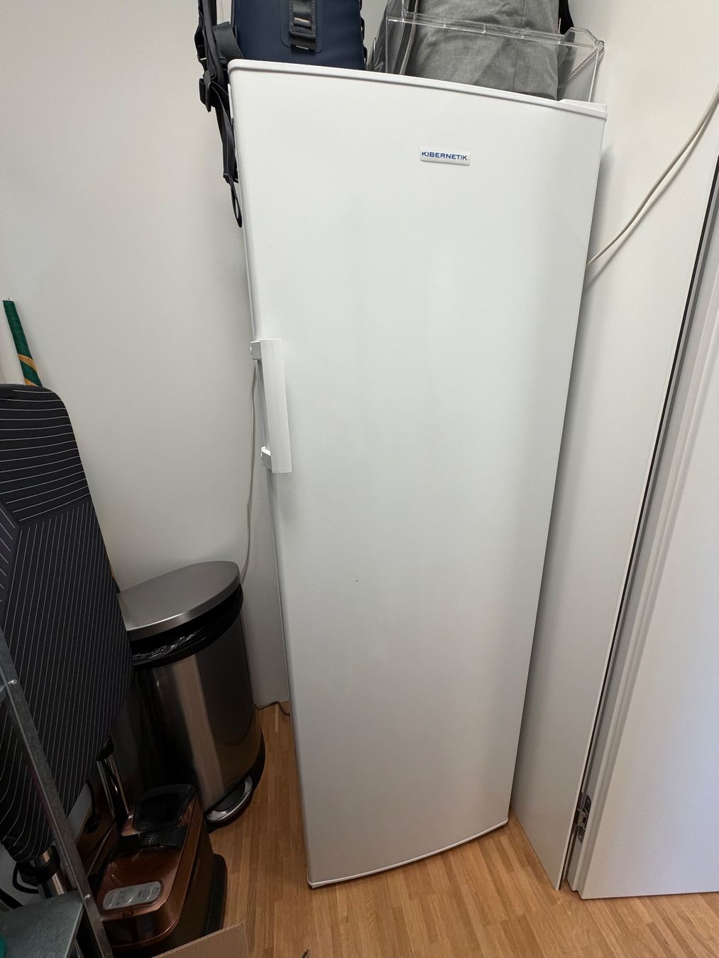 Kibernetik Gefrierschrank: Kibernetik Freezer TK245L – Gebraucht aus Zug von cpi_lm6f 1