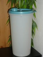 TUPPERWARE FÜR ÖL, ESSIG, SALATSAUSE ETC....