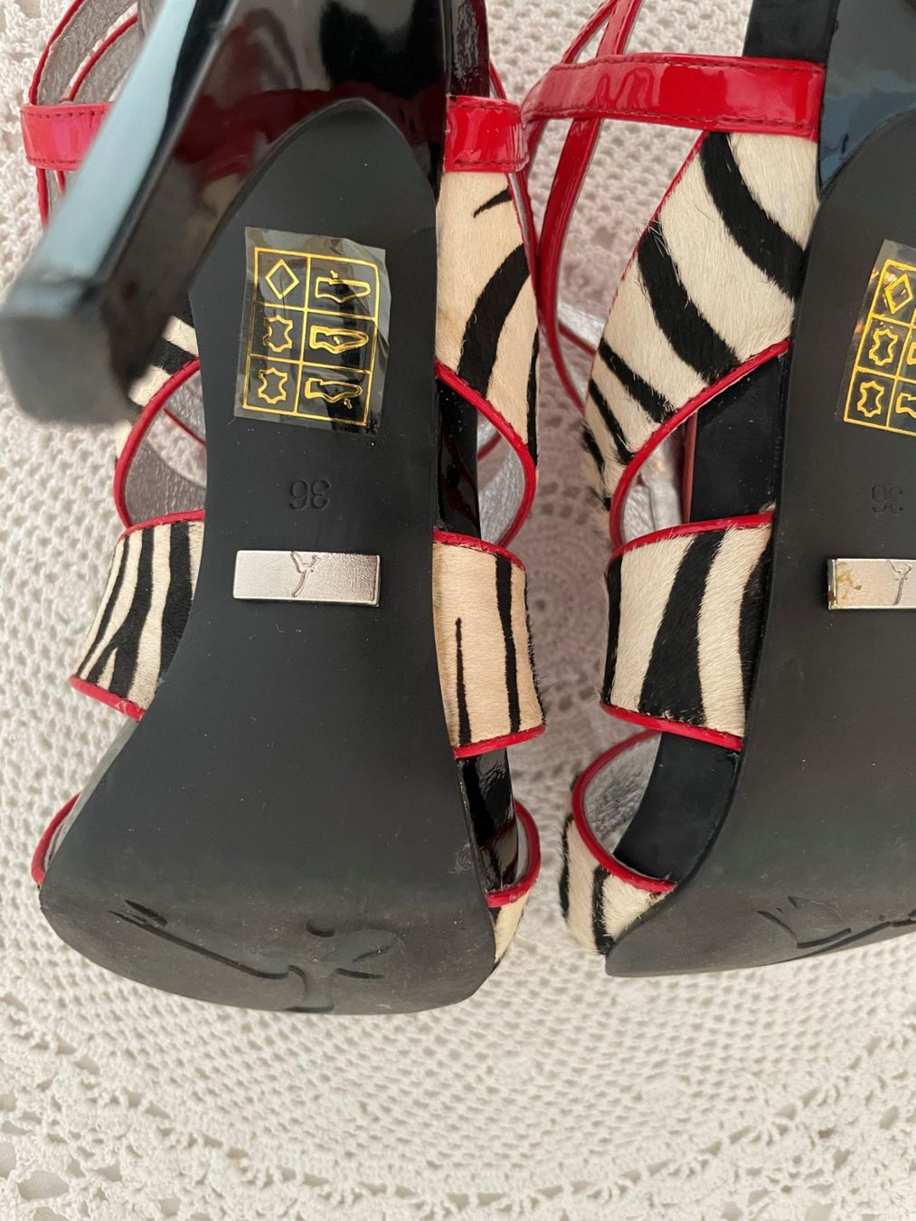 Scarpe da donna: Extravagante Sandaletten, Highheels, Gr. 36 – Nuovo (secondo la descrizione) da Meisterschwanden venduto da Taragoa 4