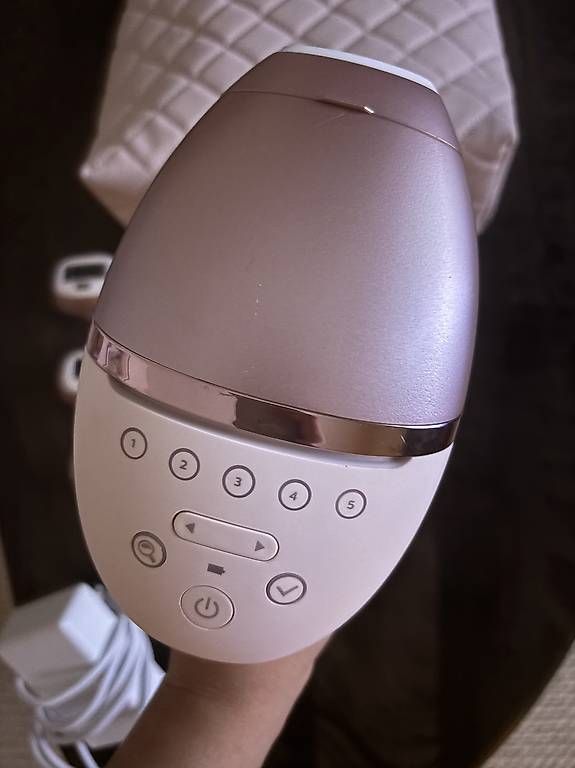 Altro per Ufficio & Commercio: Philips Lumea 9900 Haarentfernung – Usato da Liestal venduto da Dincee 3