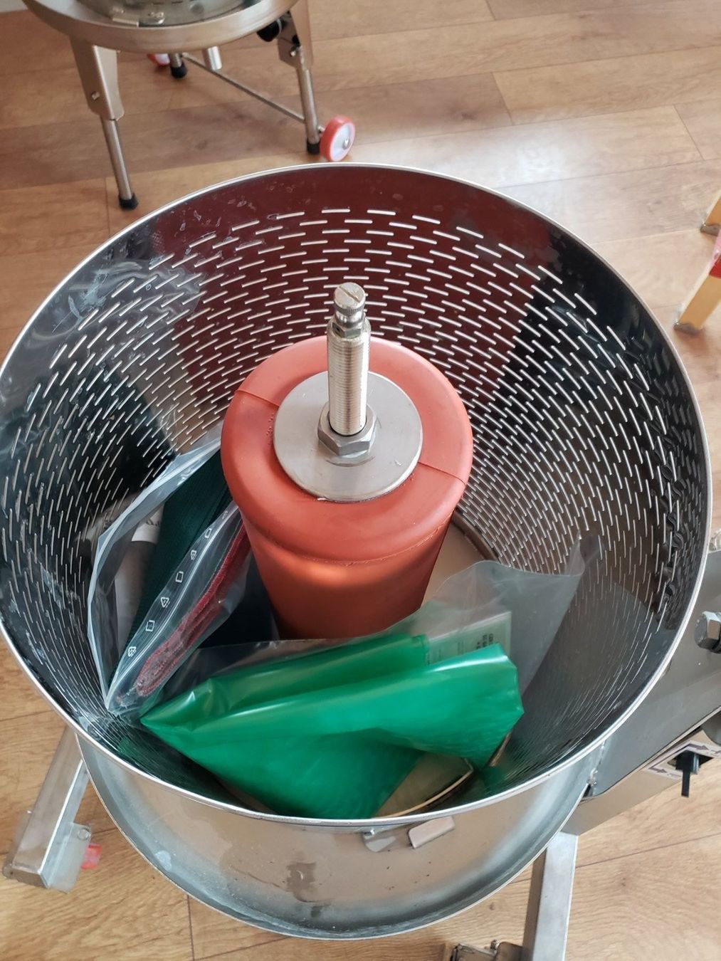 Alle Maschinen: Obstpresse Hydropresse Lancman Vspix 55 – Gebraucht aus Lengnau AG von Baldi73 4