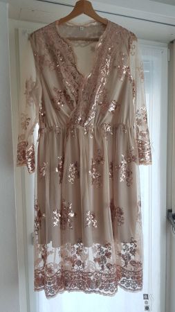 Schönes Festkleid Gr.XL
