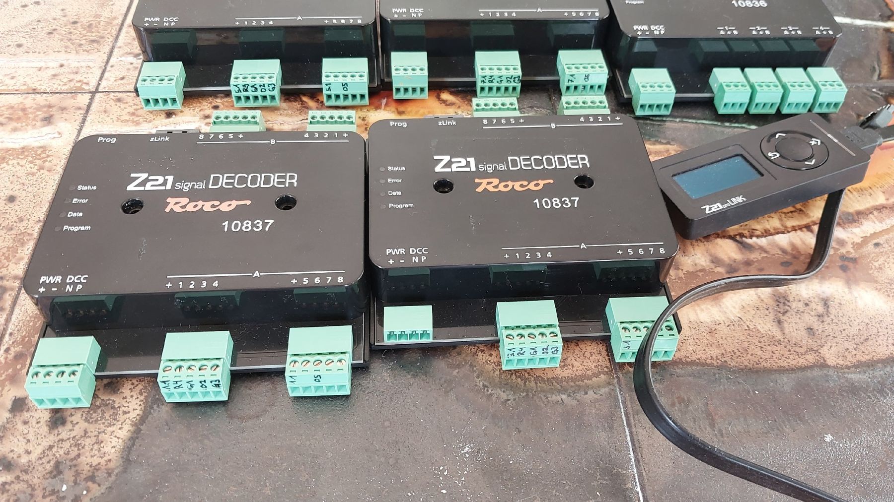 Roco Modellini di ferrovie: Roco Z21 Signal und Switchdecoder mit Linktool – Nuovo (secondo la descrizione) da Brügg BE venduto da Just_standing_here 3