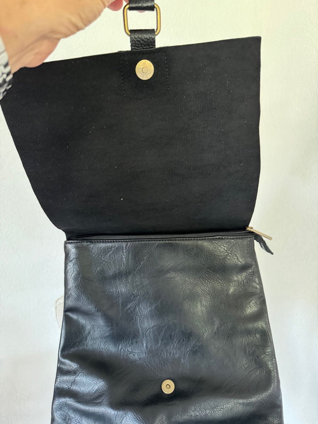 Zaini: Neu Rucksack Schwarz Kunstleder 34 x 34 cm – Nuovo e nell'imballaggio originale da Kirchdorf AG venduto da coco123 1
