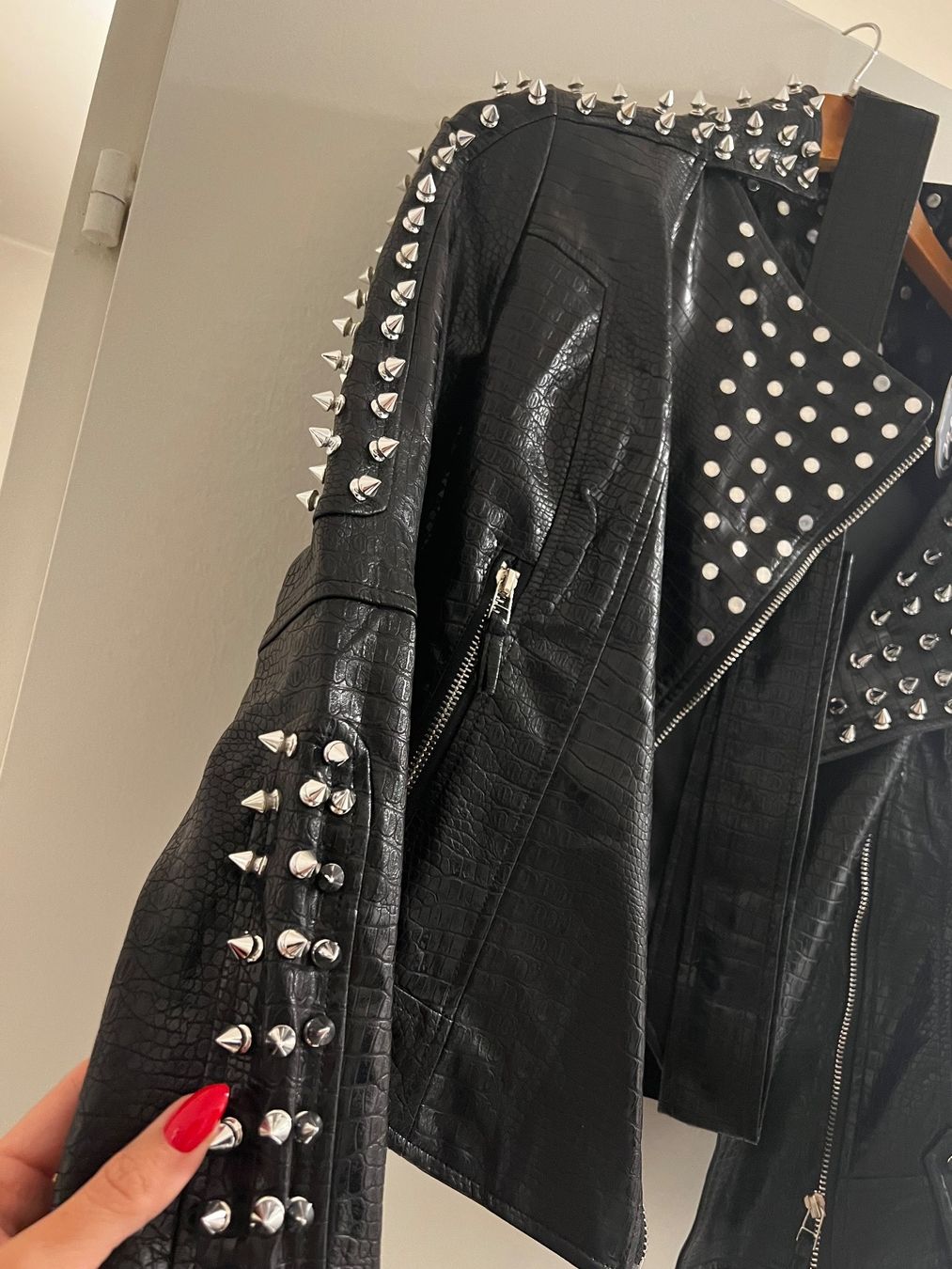Giacche: Neu Lederjacke – Nuovo e nell'imballaggio originale da Erlenbach ZH venduto da Kristina1985 3