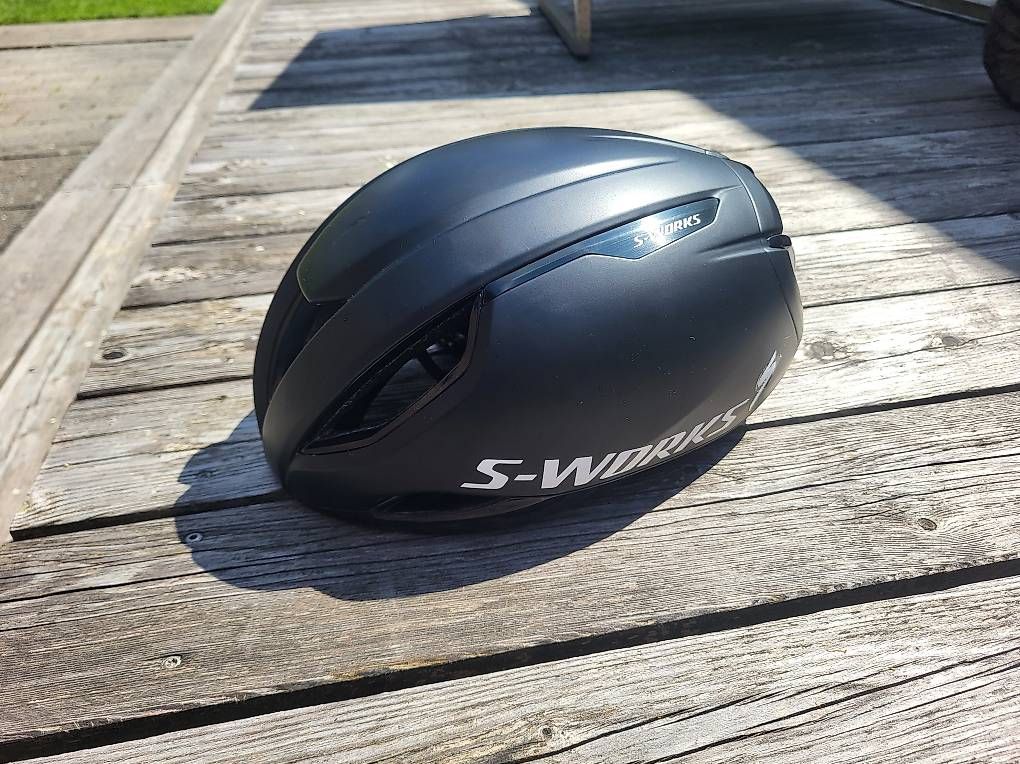 Specialized Casques: Evade 3 Helm – D'occasion à Dotzigen par Manuel028