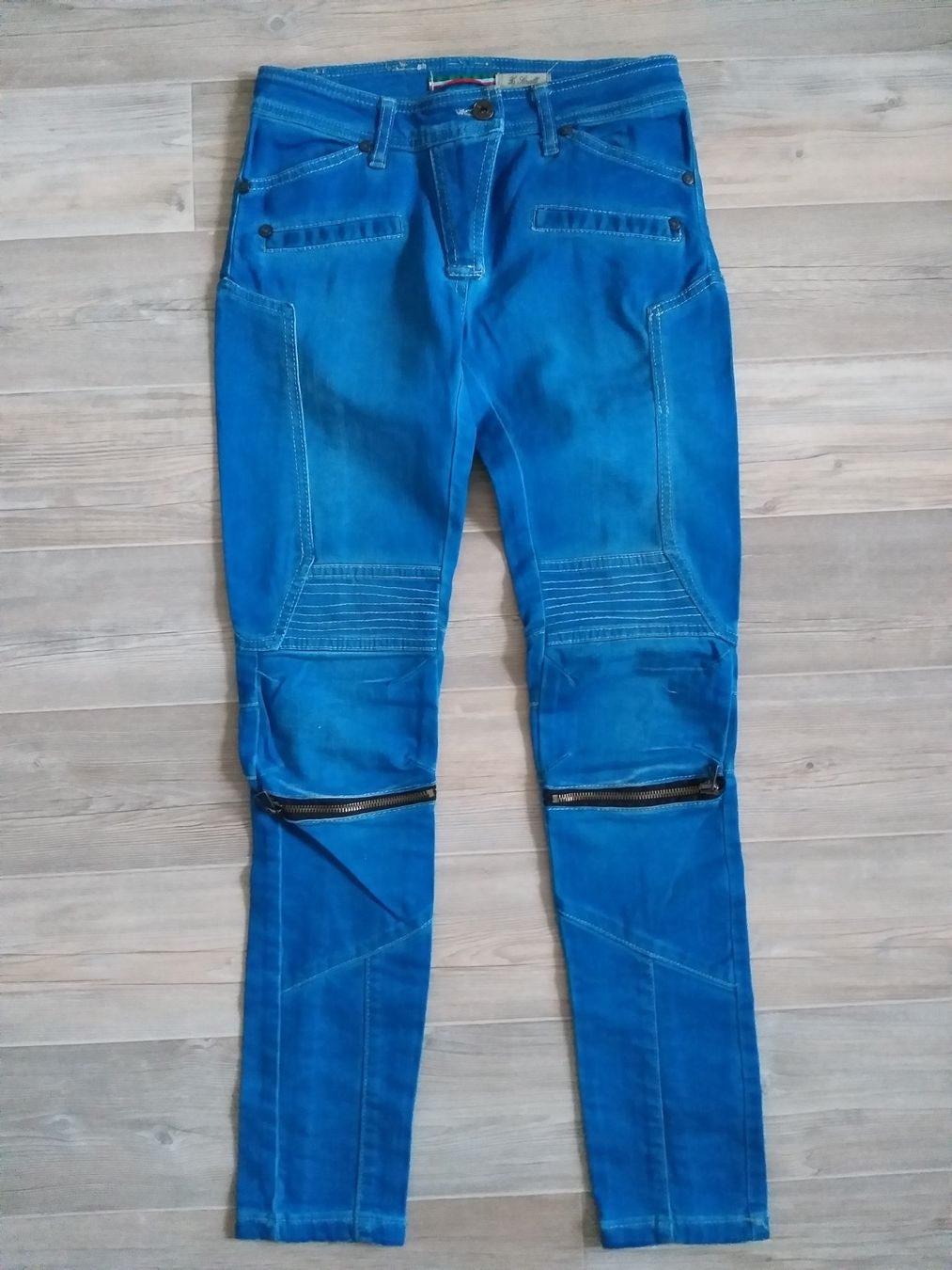 Please Jeans Jeans: PLEASE Jeans P45 taille / Grosse XS – Usato da Cossonay-ville venduto da Super-Price-Quality