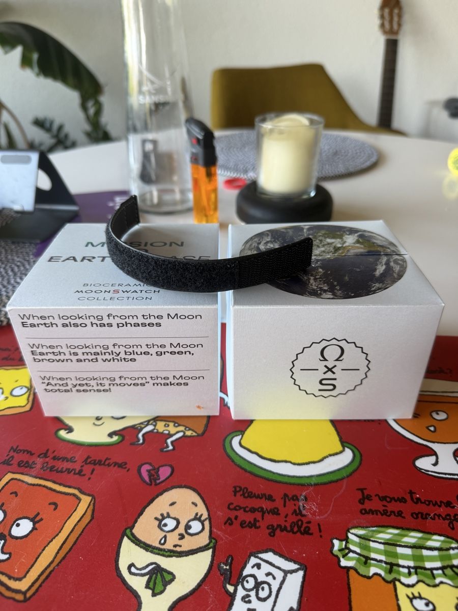 Swatch Orologi: Box - Swatch Omega Mission to Earthphase – Usato da Schaffhausen venduto da kaj_dd2v