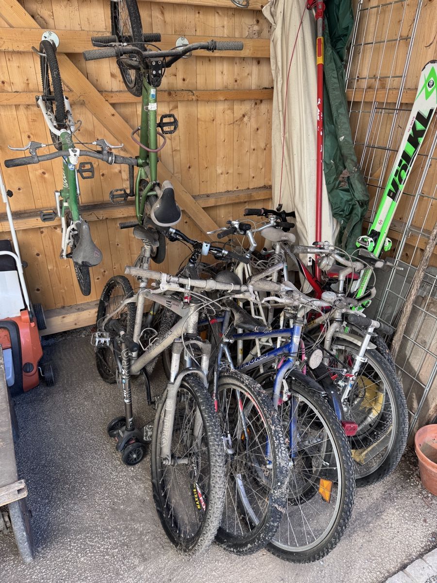 Biciclette: 8 alte, defekte Velos – Difettoso da Erlenbach ZH venduto da Locher2048