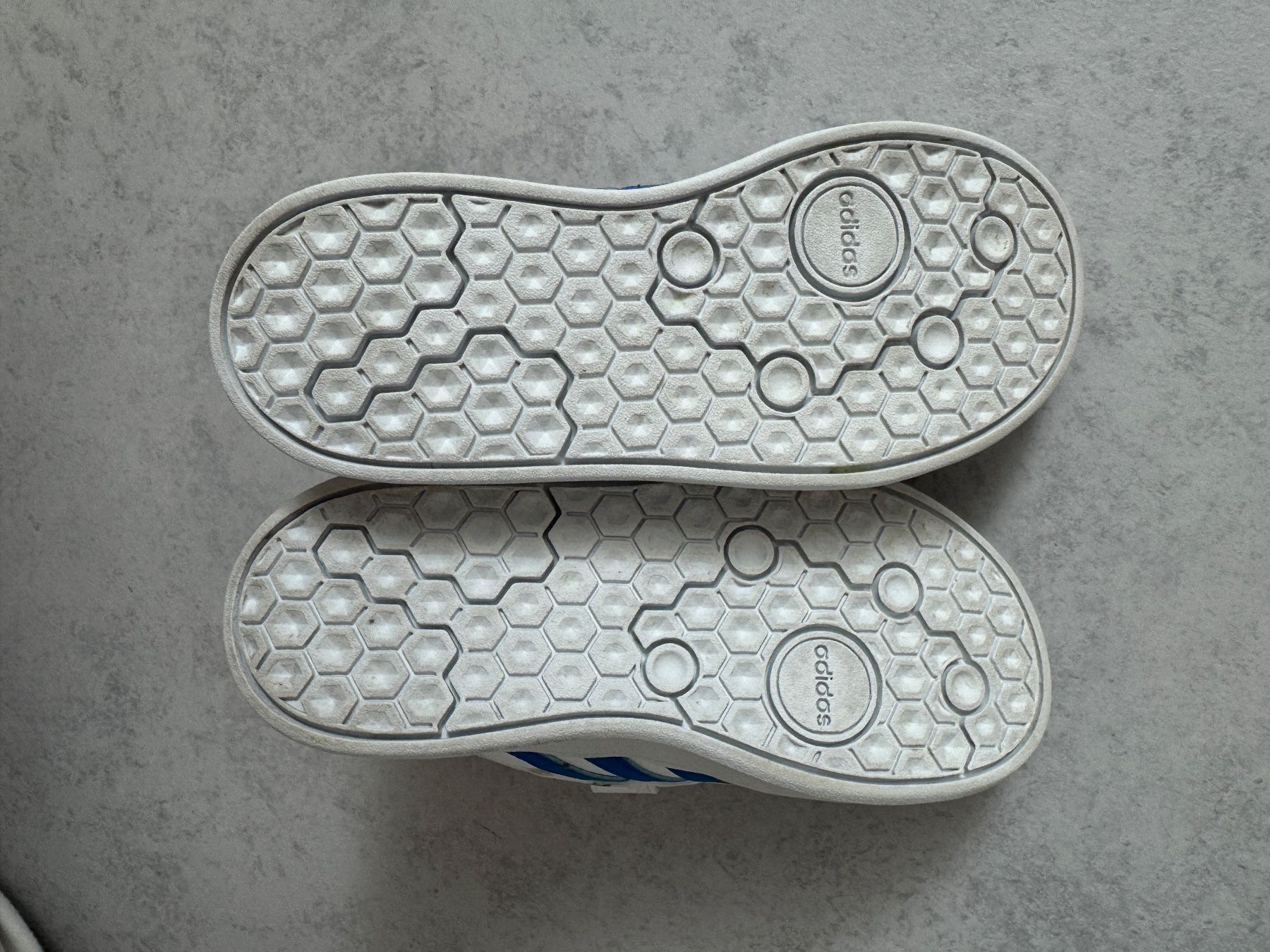 Scarpe per ragazzi: NEUE ADIDAS Schuhe Grösse 26.5 – Nuovo e nell'imballaggio originale da Bonaduz venduto da lut_6rts 3