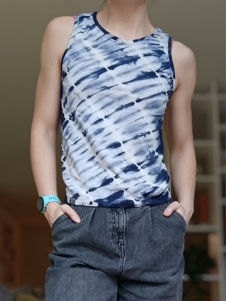 C&A Tops: TIE-DYE SPORTTOP, BLAU – Gebraucht aus Zürich von dbu_s8p2