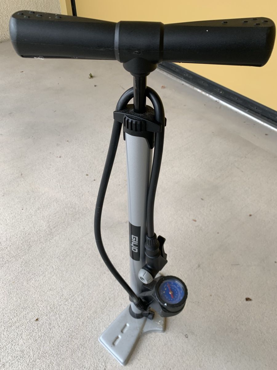 Pumpen: Fahrrad Luftpumpe  – Gebraucht aus Herisau von Grandus 2
