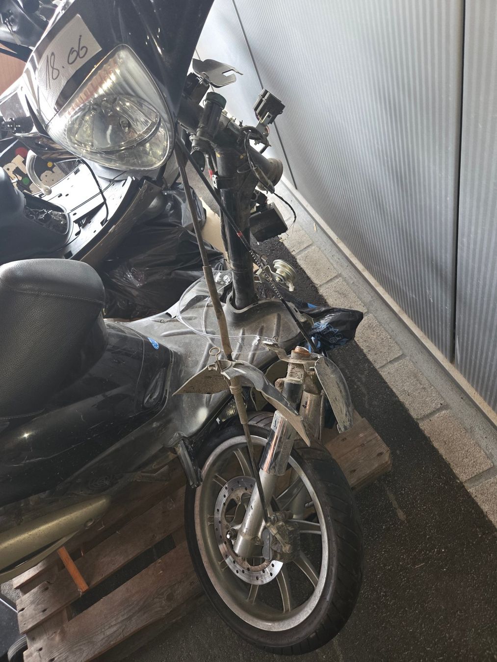 Piaggio Scooter: Unfallmotorrad Piaggio Liberty 125 – Usato da Wattwil venduto da toggi1980 2