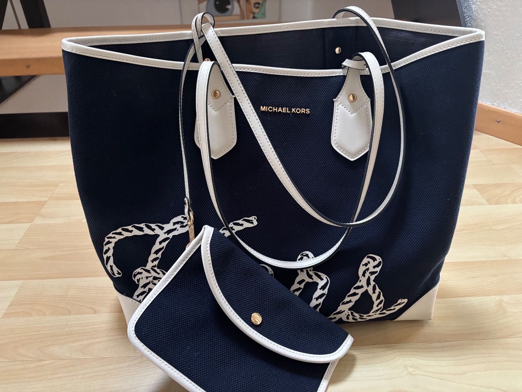 Michael Kors Taschen für Damen: Michael Kors Shopper – Gebraucht aus Büren an der Aare von schlenker66 2