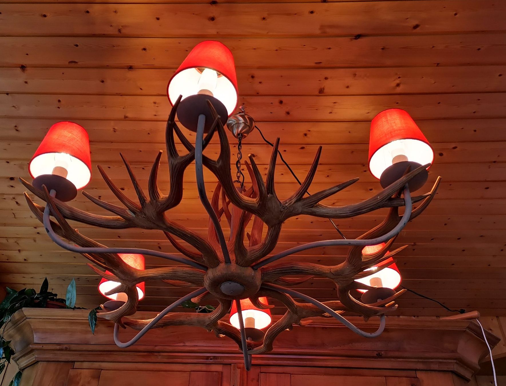 Lustres & lampes de plafonds: Geweih-Leuchter – D'occasion à Trin Mulin par obt_g2k2 1