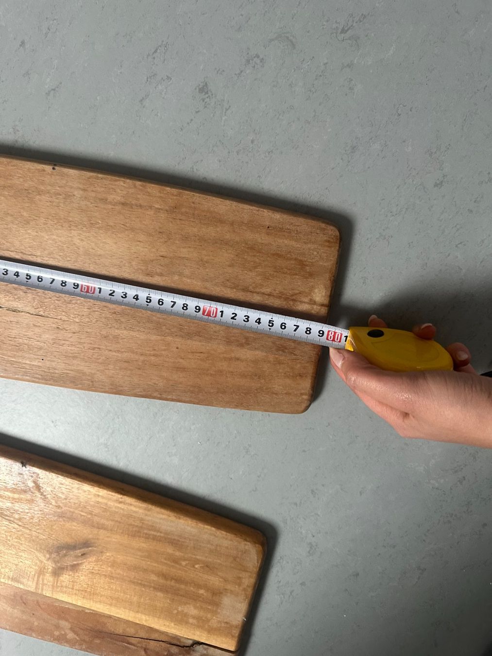 Piatti di portata: Holz-Servierbretter (2er-set) – Usato da Winterthur venduto da yum_jz55 2