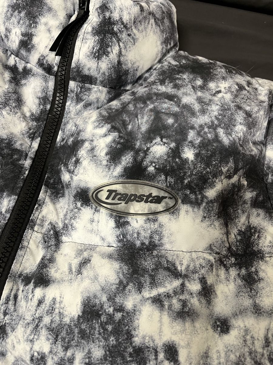 Trapstar Jacken: Trapstar Puffer Jacket Tie-Dye Size L – Neu (gemäss Beschreibung) aus Bern von Nelbla 2