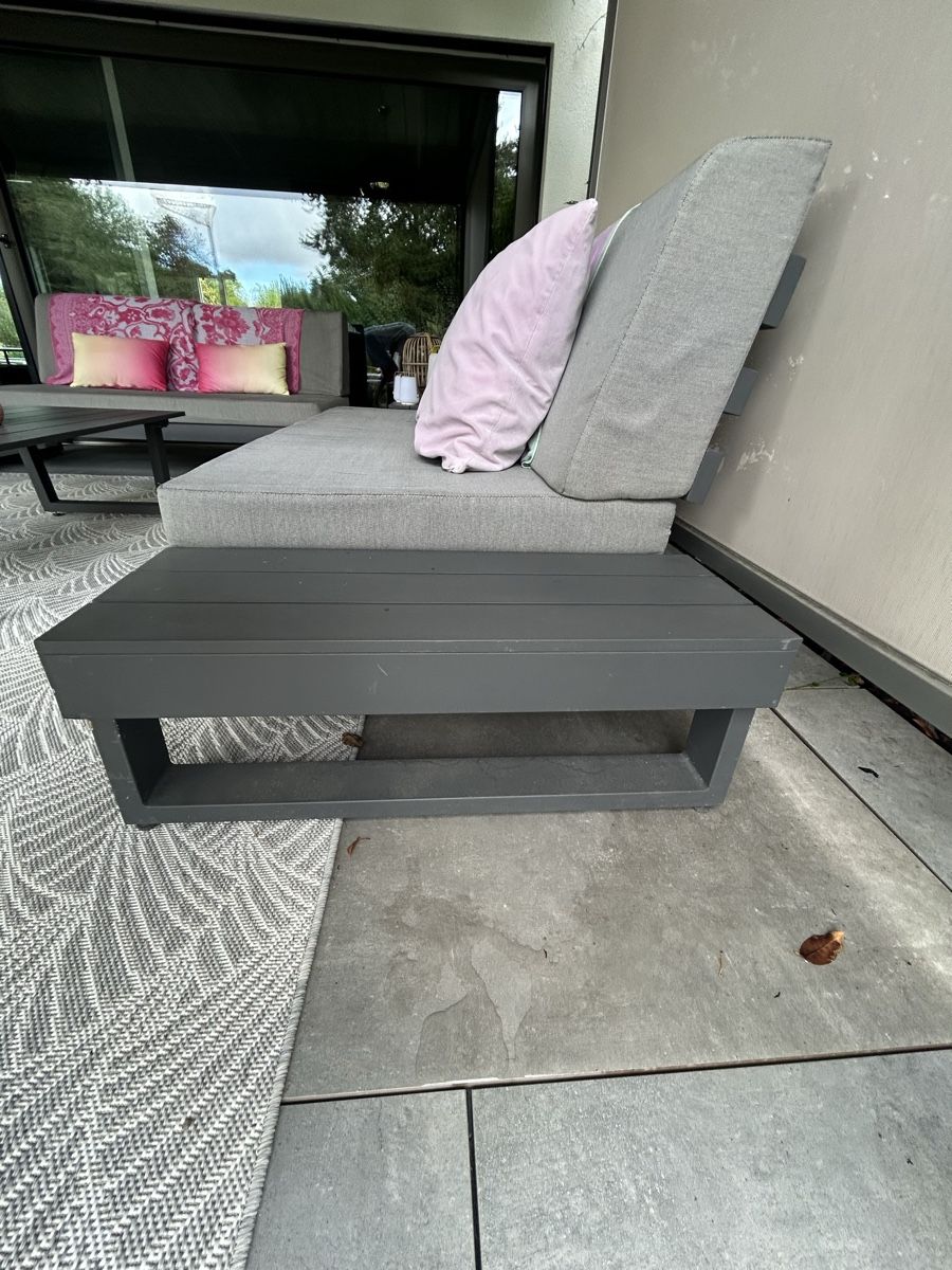 Divani: Salon de jardin 2 canapés + 1 table basse – Usato da Chambésy venduto da asalamolard 6